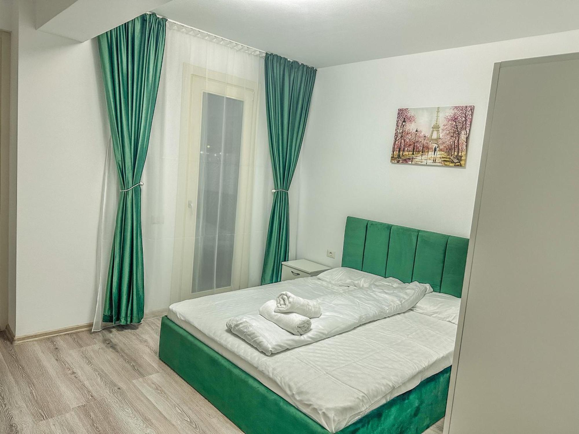 Luxury Bucovina Apartment Gura Humorului Exterior foto