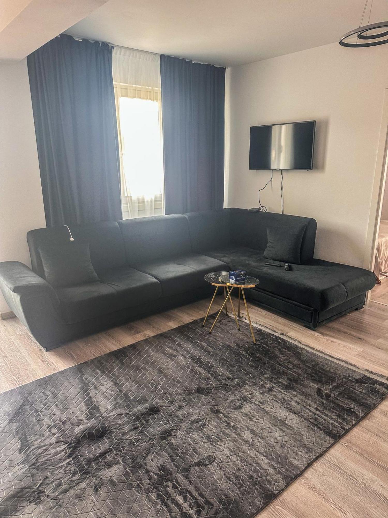 Luxury Bucovina Apartment Gura Humorului Exterior foto